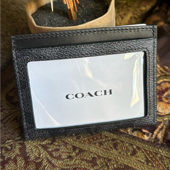 Authentic Coach signature leather/calf card case/ID - Picture 7 of 7